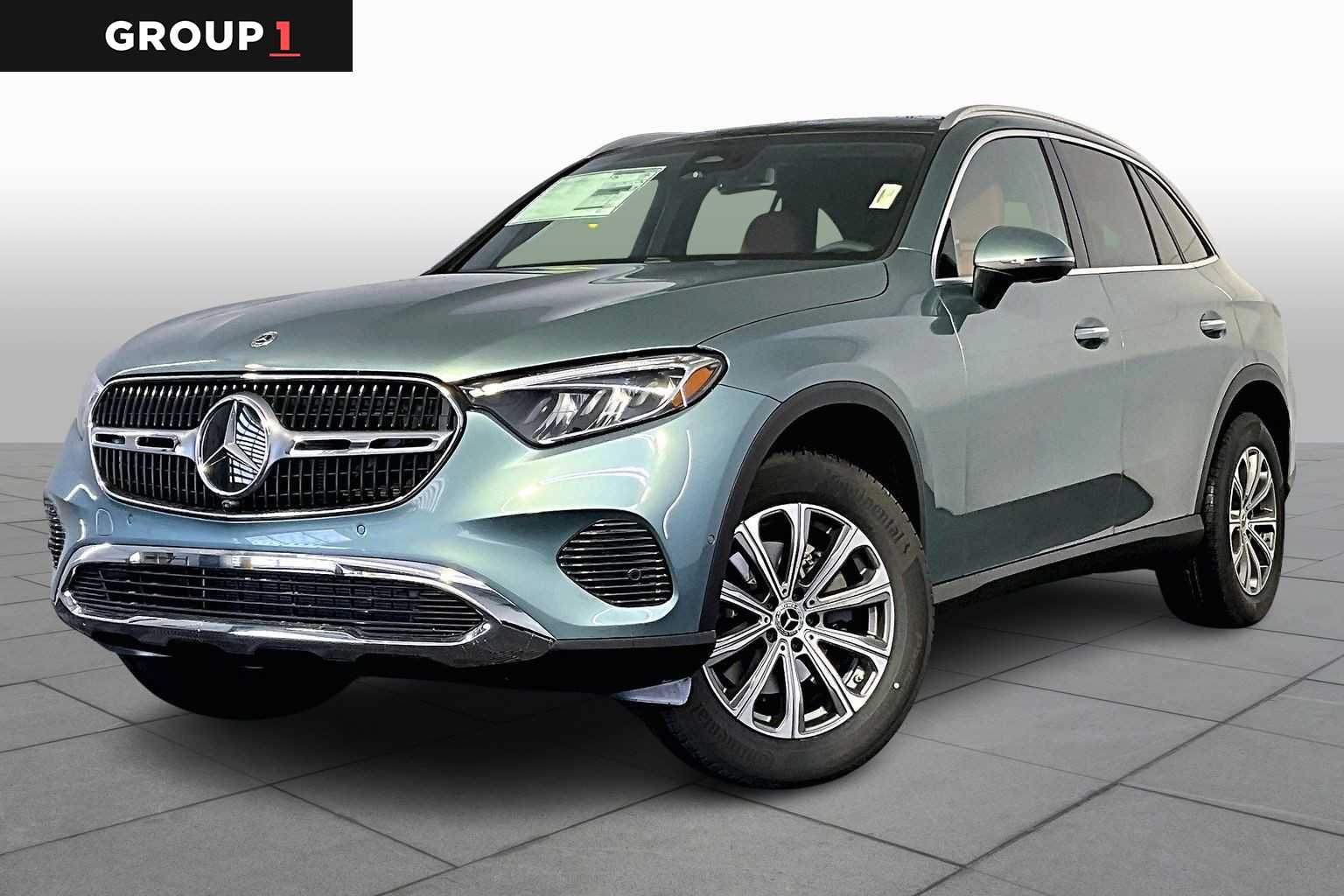 2026 Mercedes-Benz GLC Base's photo