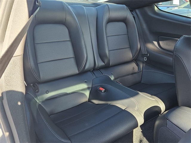 2022 Ford Mustang GT Premium photo 13