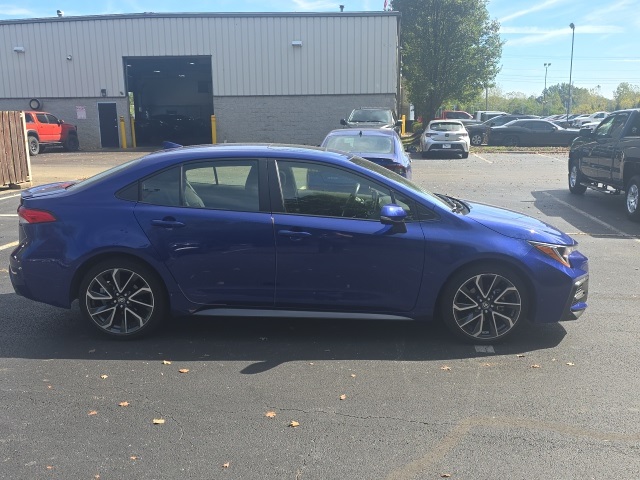 2020 Toyota Corolla SE photo 9