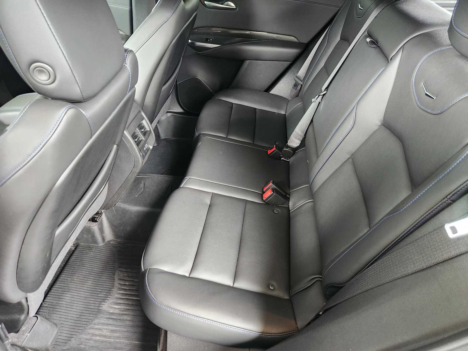 2025 Cadillac XT4 Sport photo 18