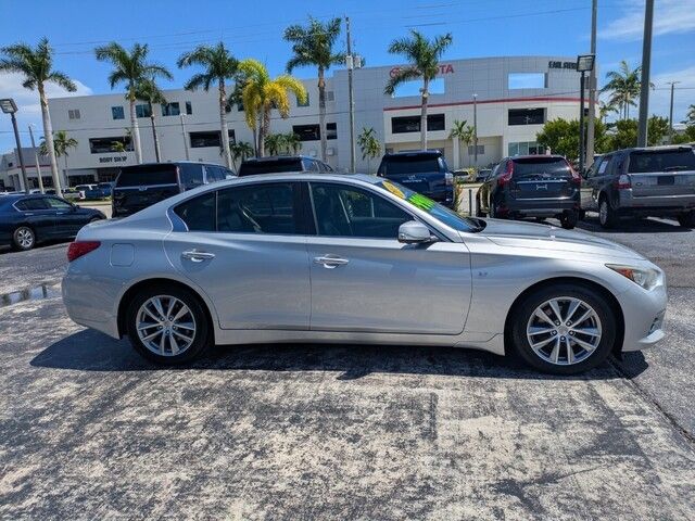 2014 Infiniti Q50 Premium photo 7