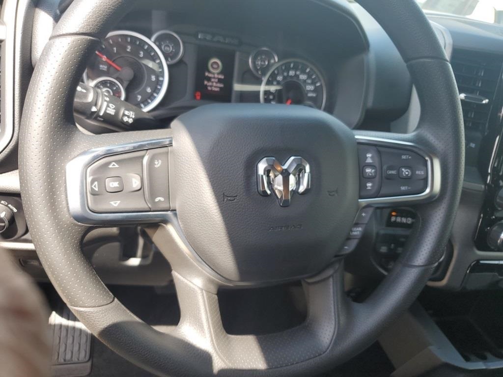2025 Ram 1500 Tradesman photo 17