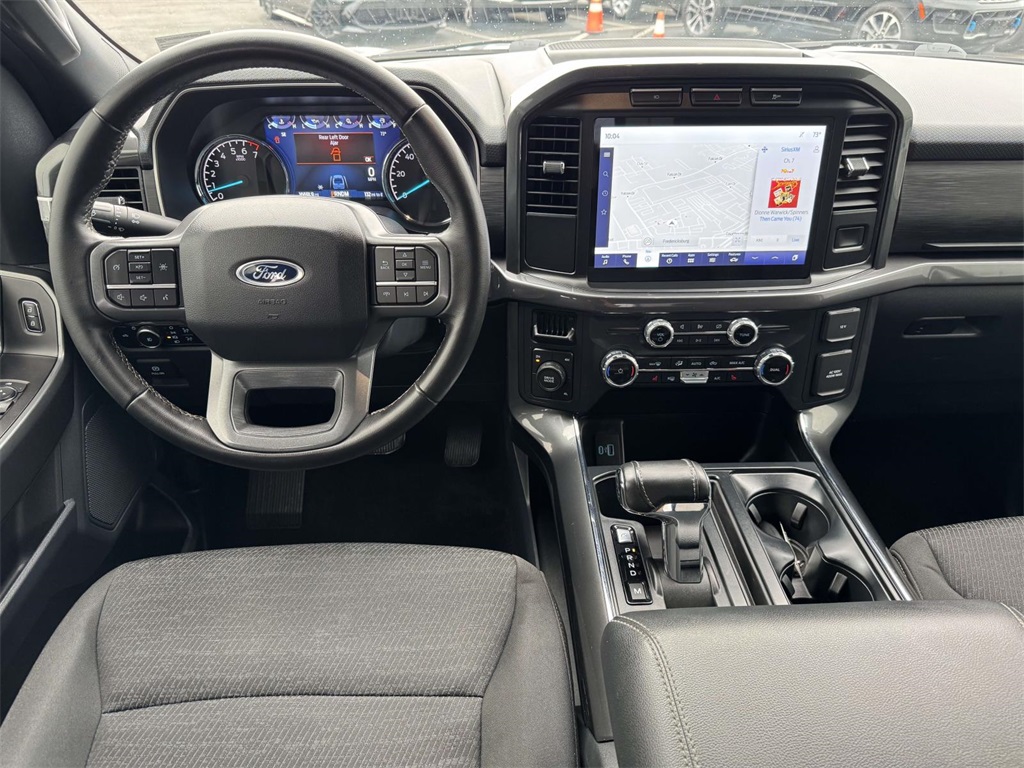 2023 Ford F-150 XLT photo 16