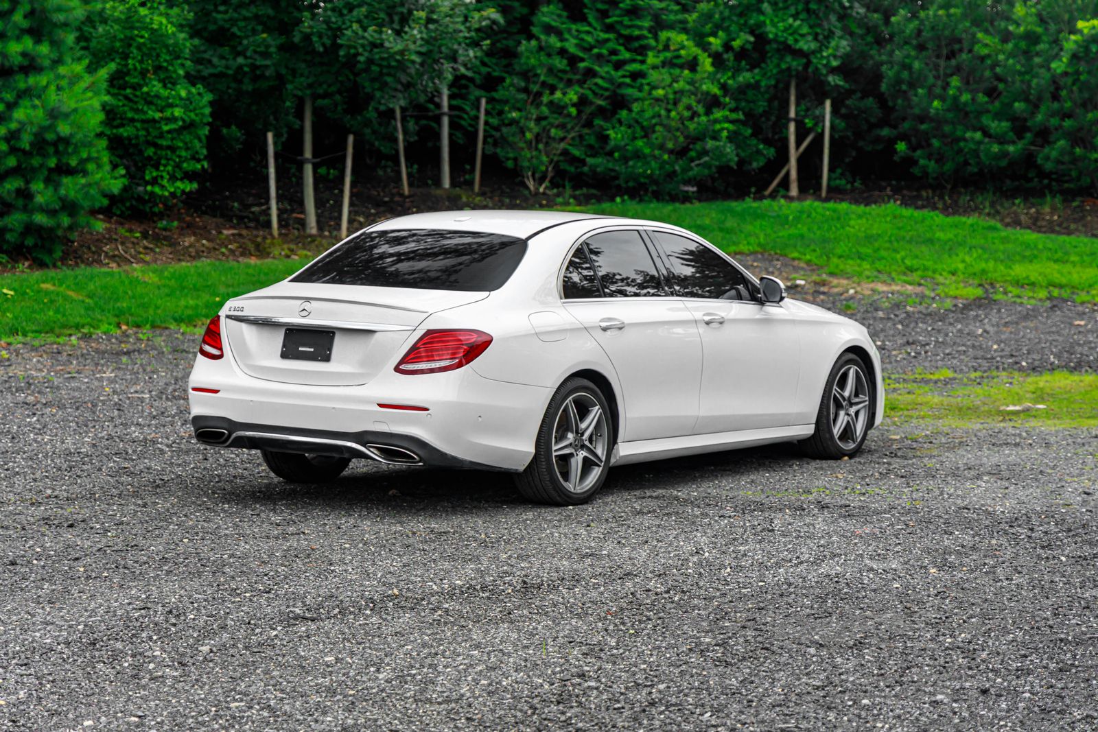 2018 Mercedes Benz E 300 photo 8