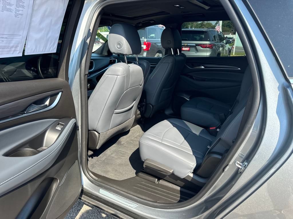 2023 Buick Enclave Premium photo 20