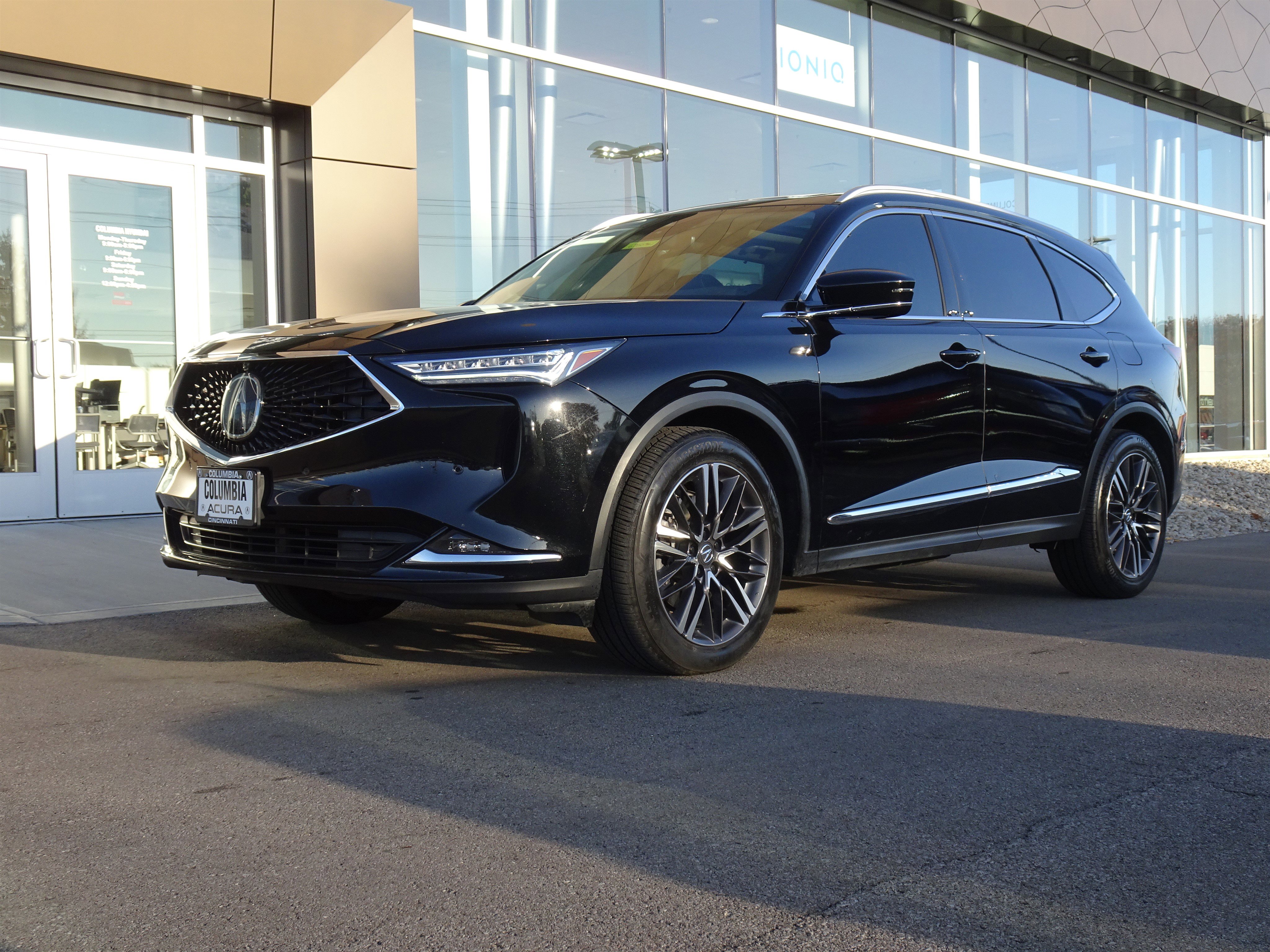 2023 Acura MDX Advance Package's photo