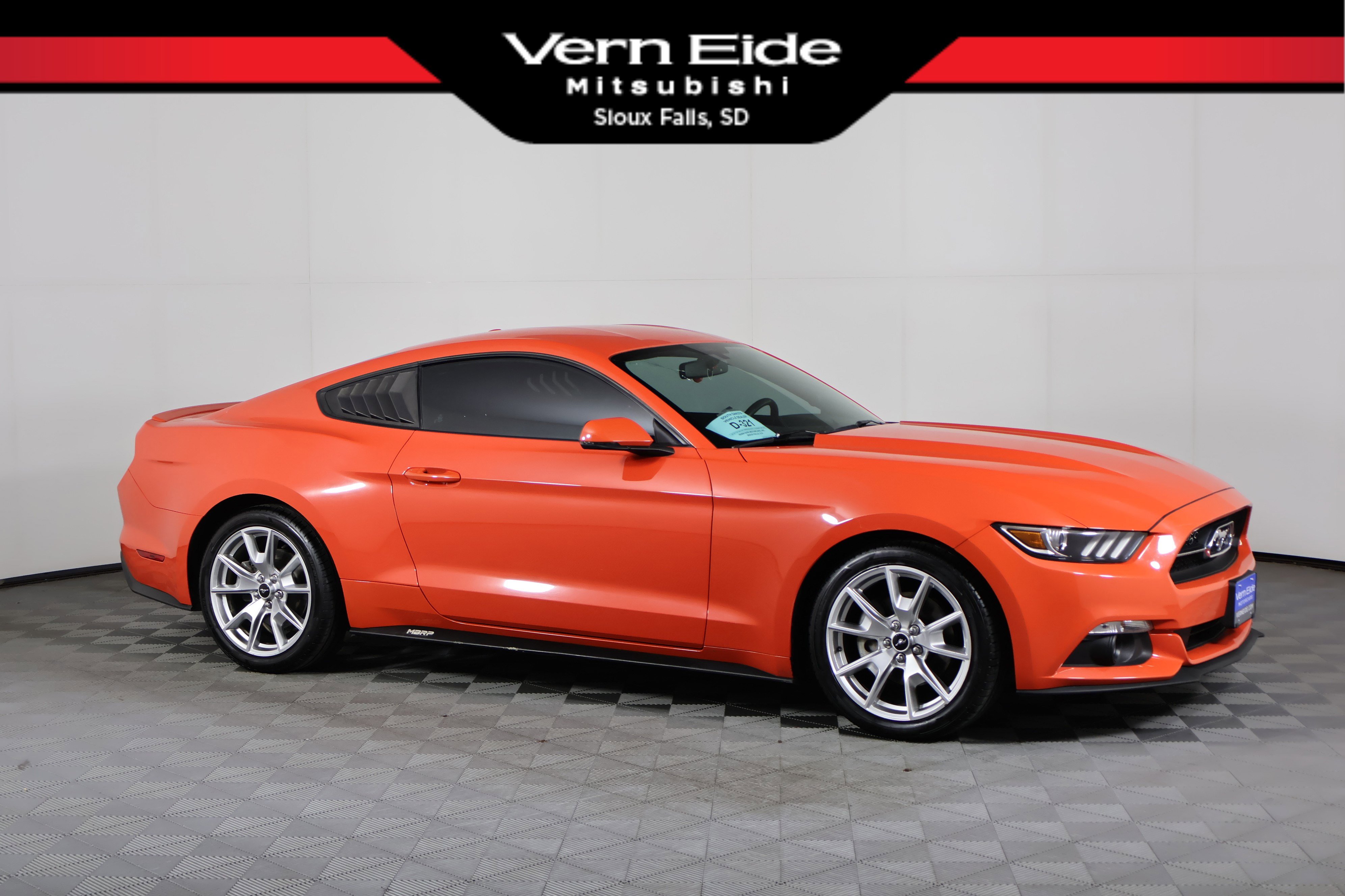 2015 Ford Mustang EcoBoost Premium's photo