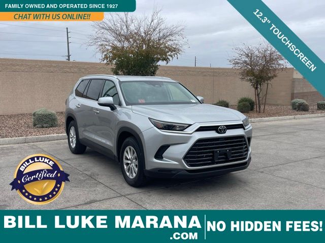 2025 Toyota Grand Highlander LE's photo