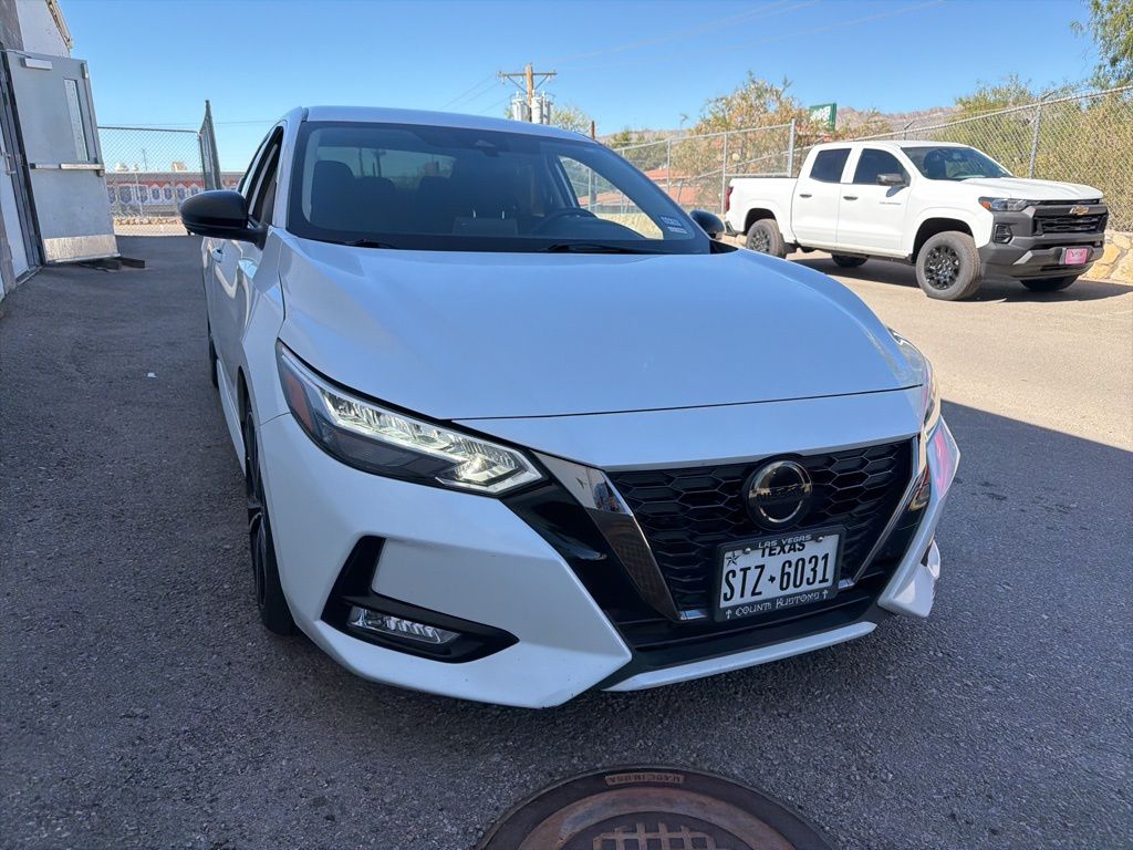 2023 Nissan Sentra SR photo 2