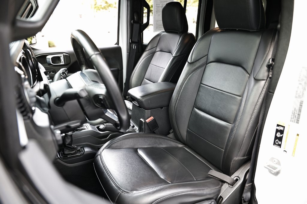 2022 Jeep Wrangler Unlimited Sahara Altitude photo 20
