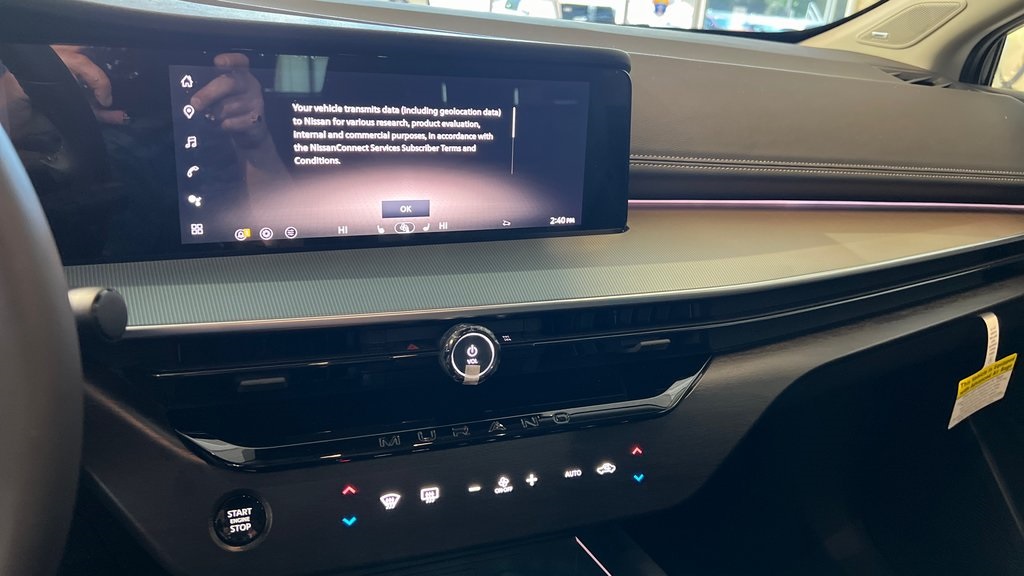 2025 Nissan Murano SL photo 9
