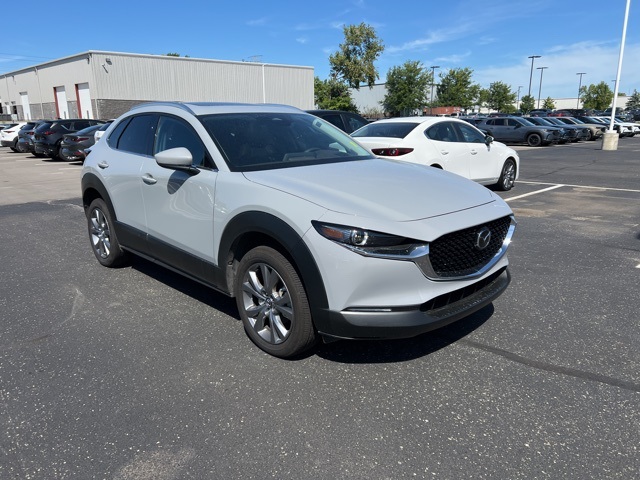 2025 Mazda CX-30 Premium's photo