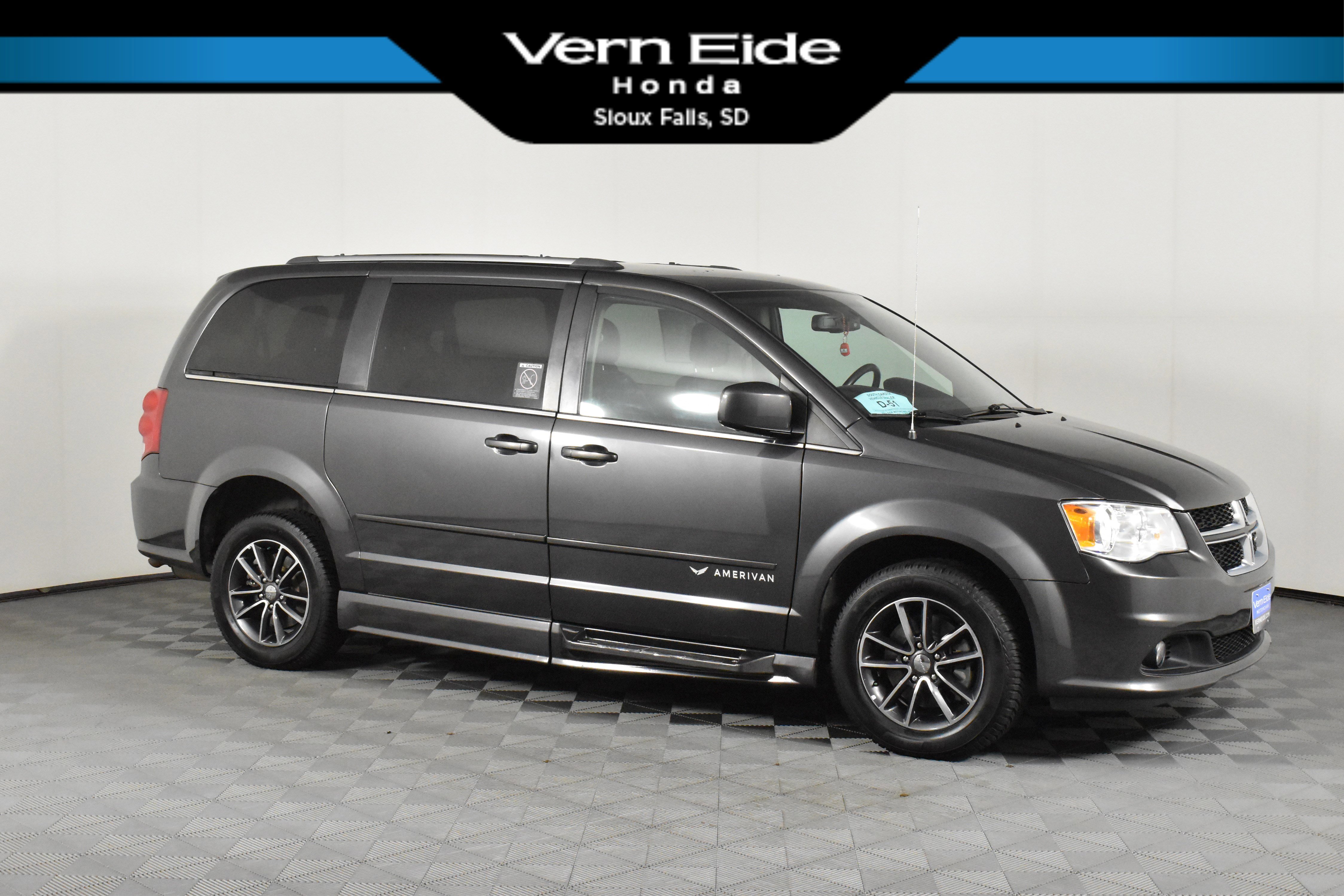 2016 Dodge Grand Caravan SXT Plus