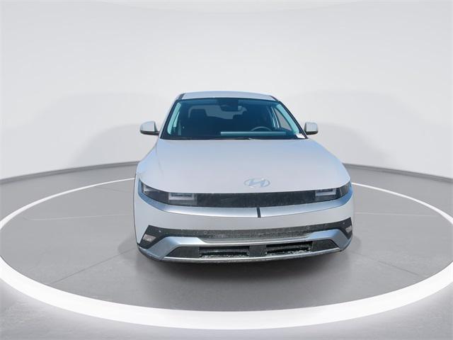 2025 Hyundai Ioniq 5 SE photo 3