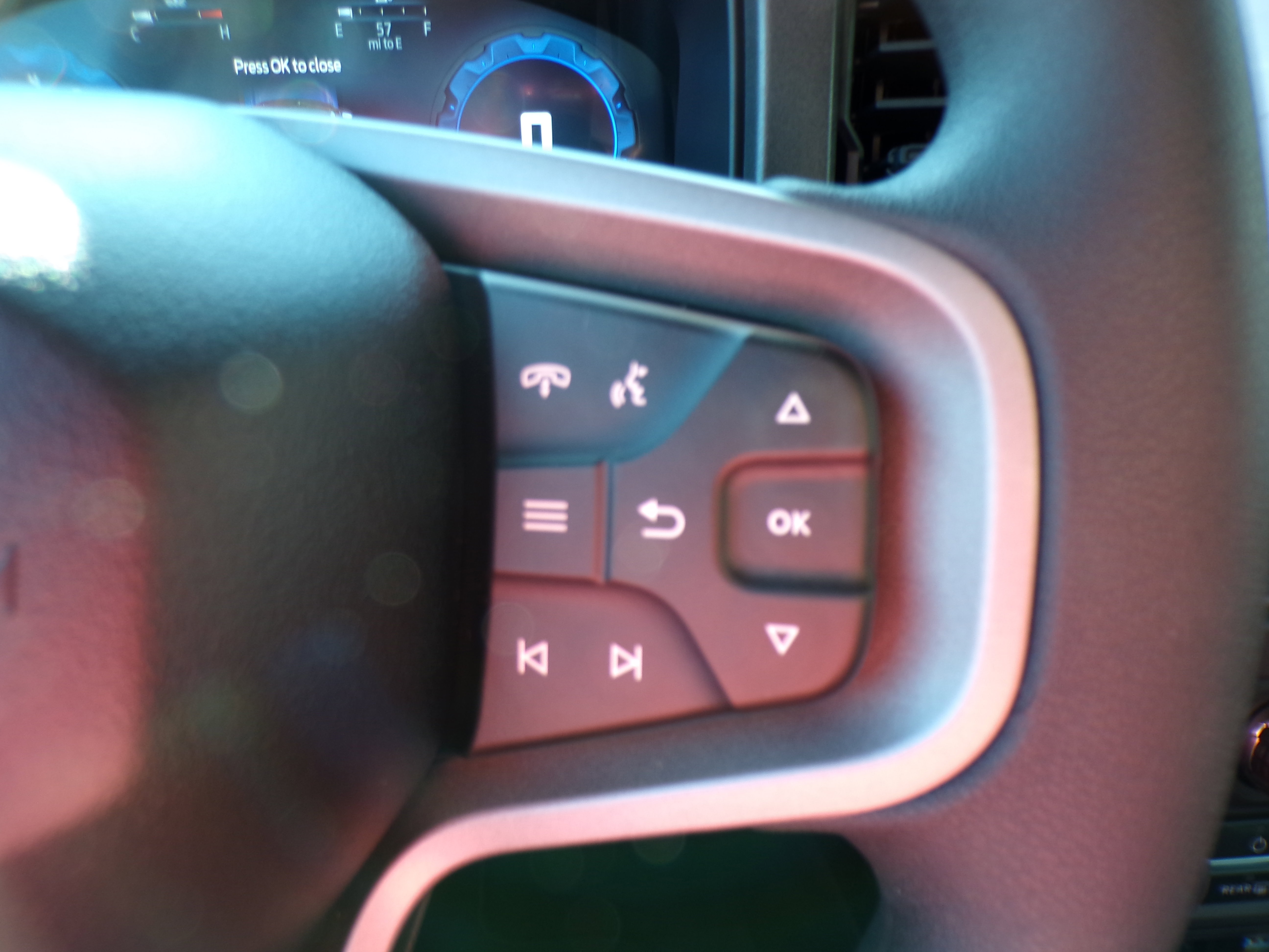 2025 Ford Bronco Base photo 4
