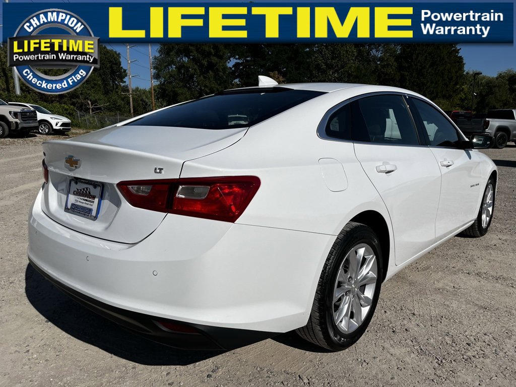 2024 Chevrolet Malibu 1LT photo 3