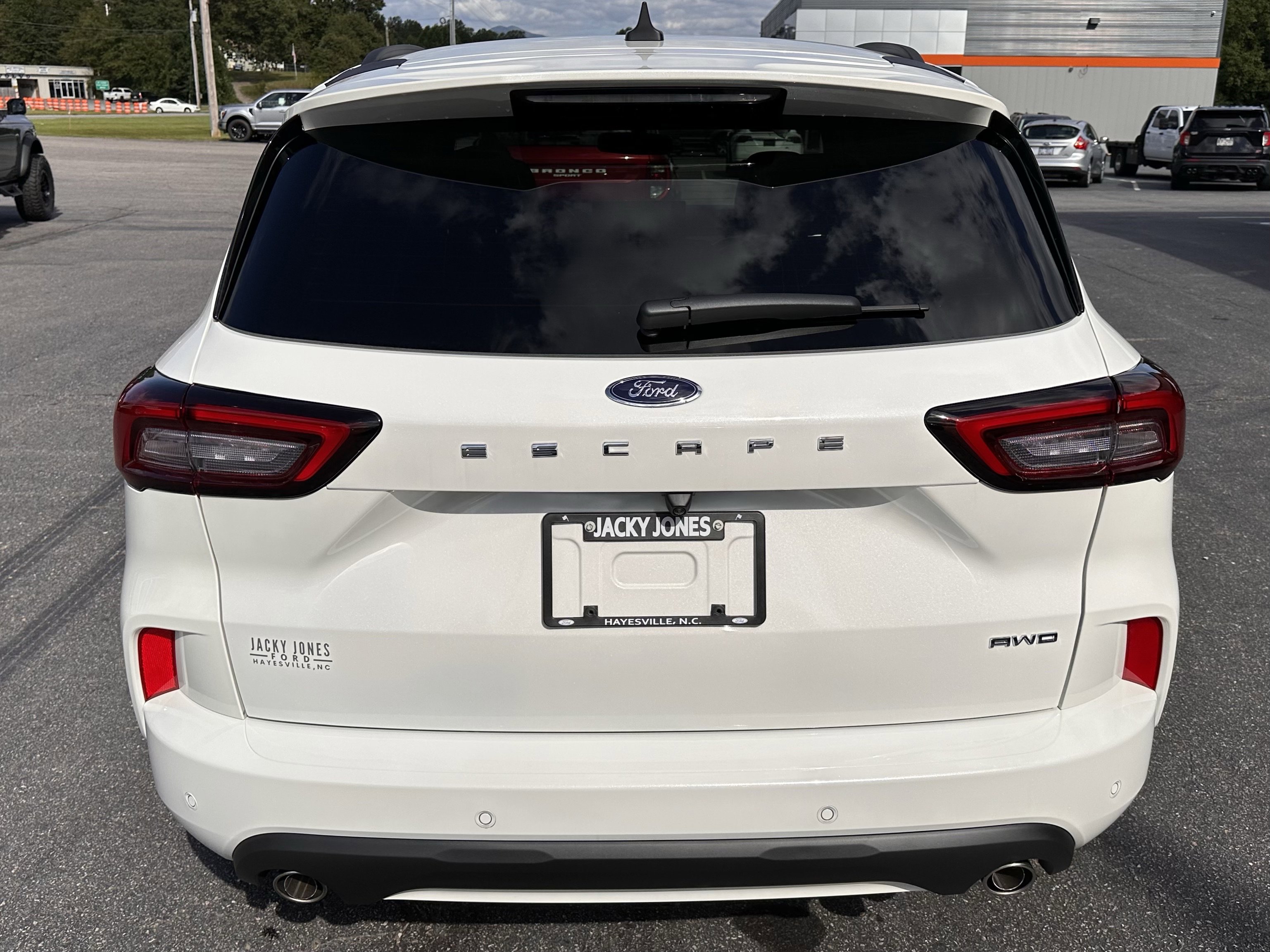 2025 Ford Escape ST-Line Elite photo 3