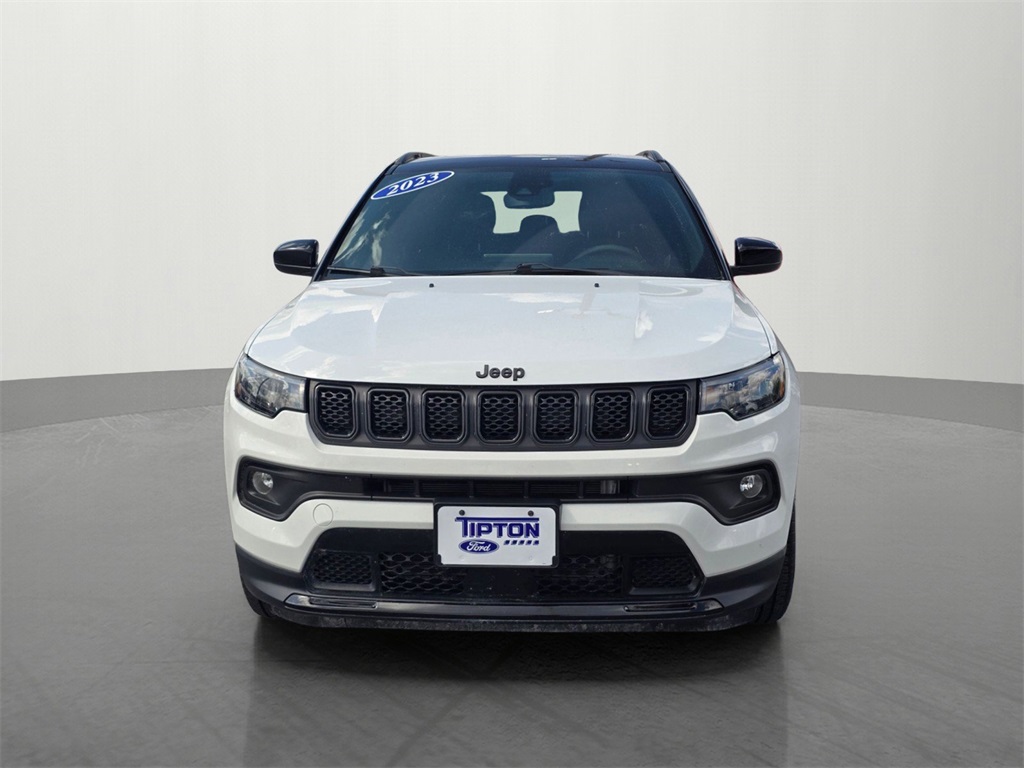 2023 Jeep Compass Altitude photo 2