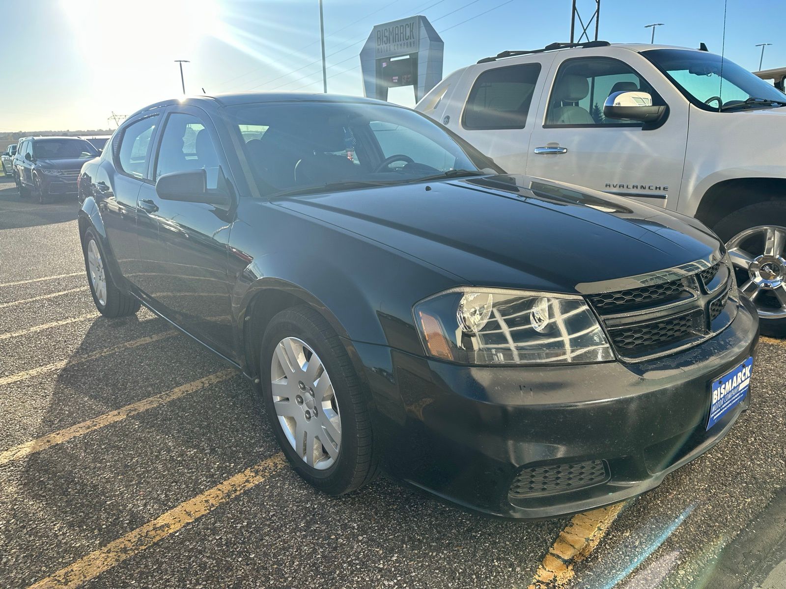 2013 Dodge Avenger SE photo 3