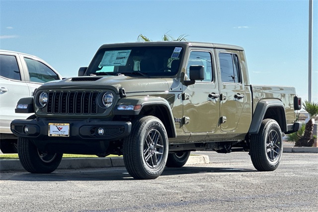 2025 Jeep Gladiator Sport S photo 7