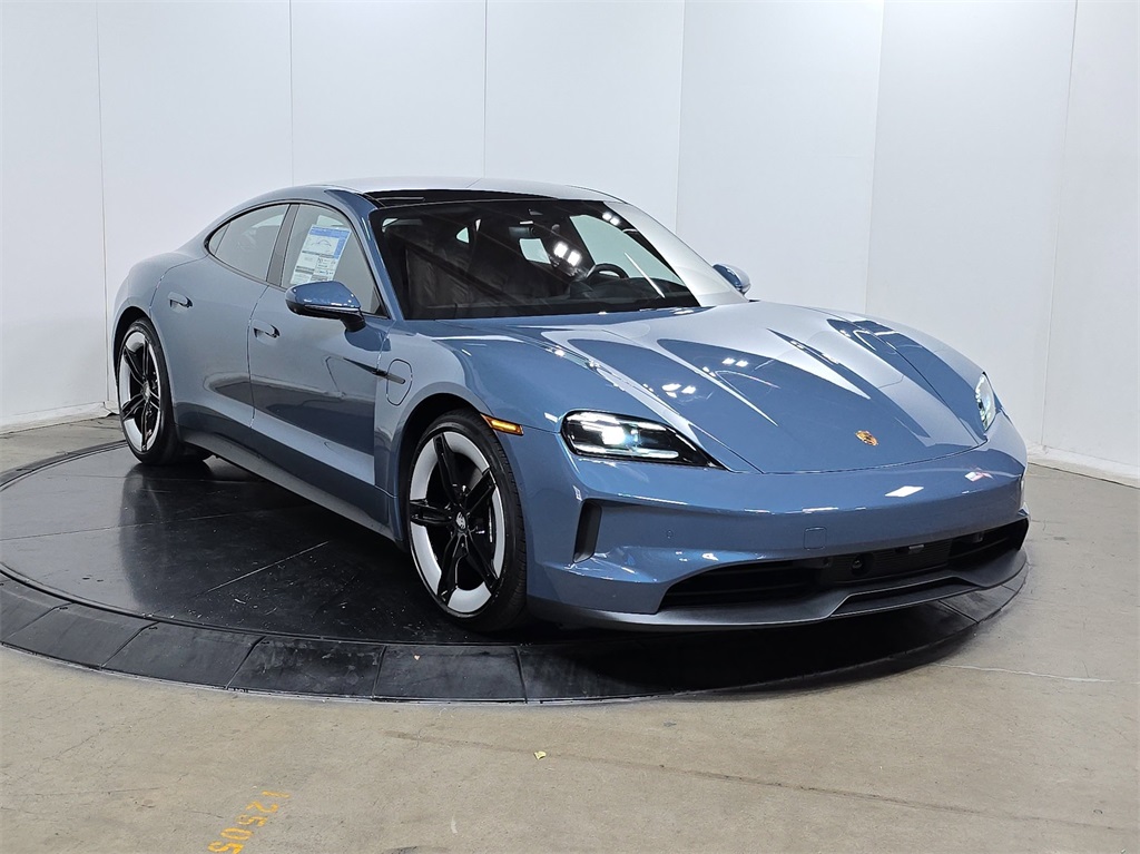 2026 Porsche Taycan 4 photo 3
