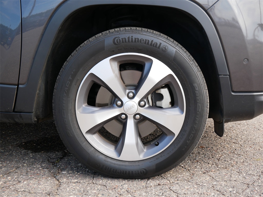 2021 Jeep Cherokee Limited photo 6