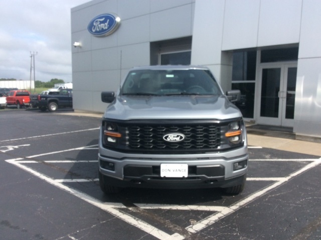 2025 Ford F-150 STX photo 2