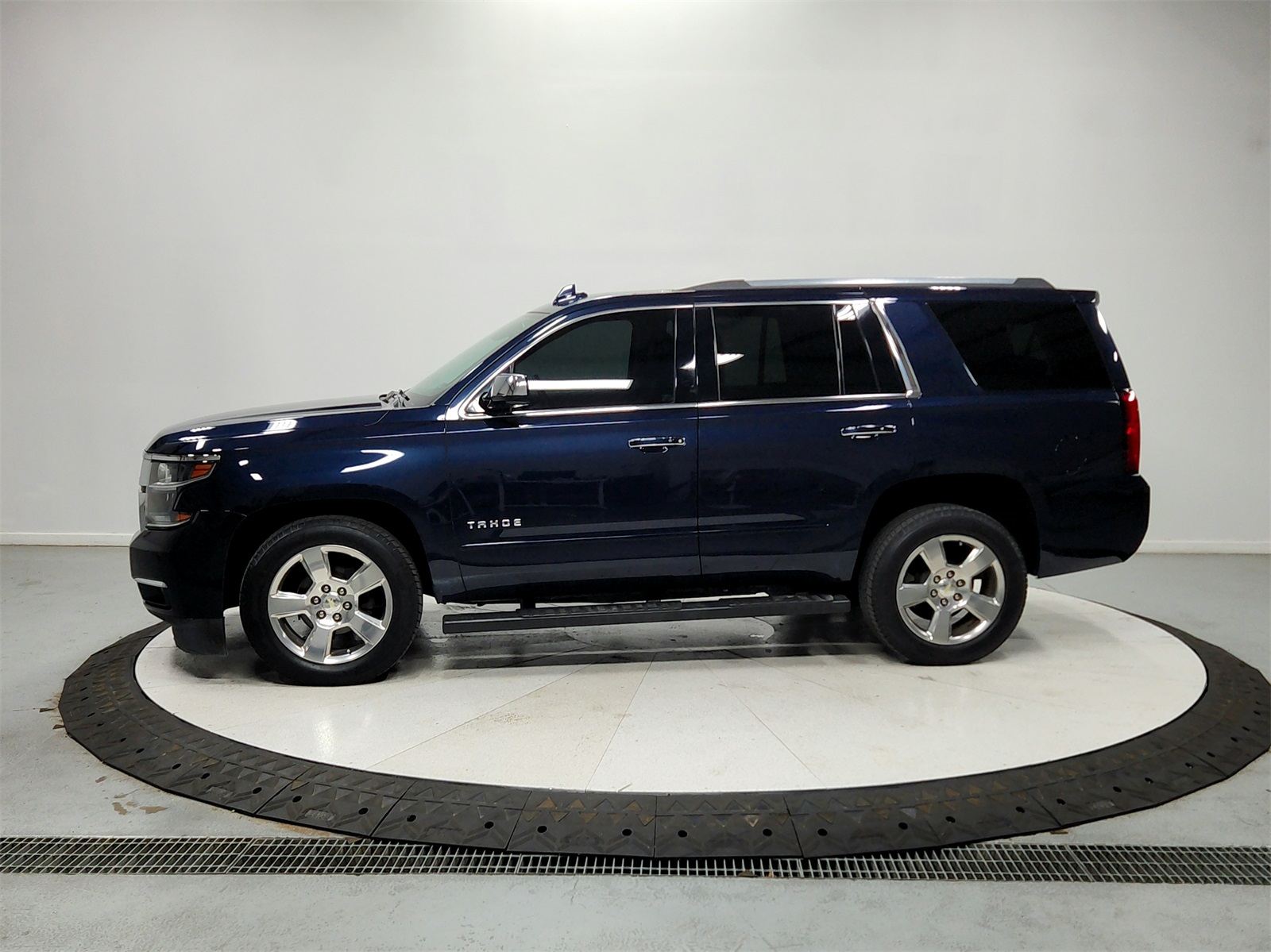 2020 Chevrolet Tahoe Premier photo 4