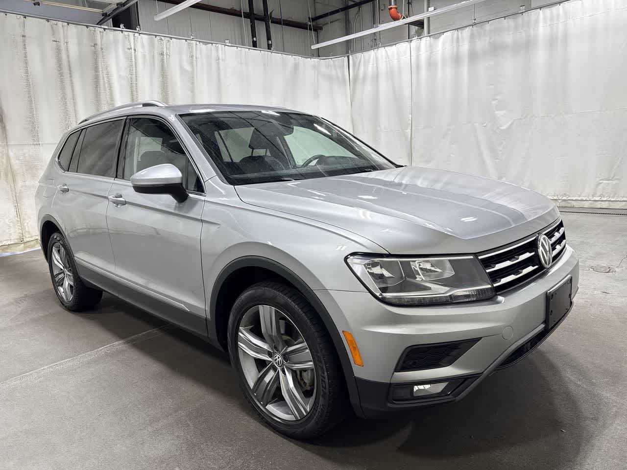 2021 Volkswagen Tiguan SEL photo 2