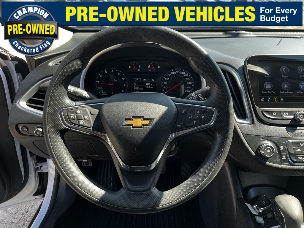 2021 Chevrolet Malibu LS photo 14