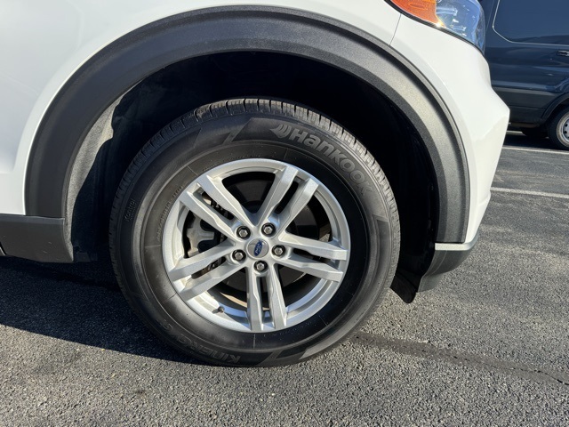 2023 Ford Explorer Base photo 4