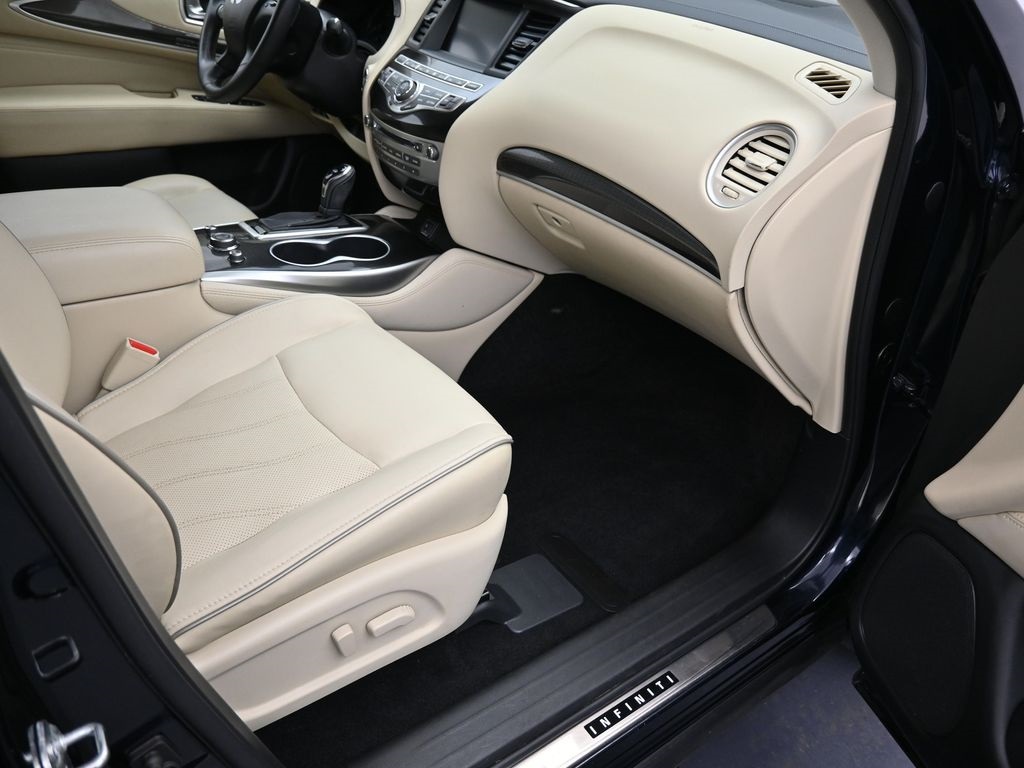 2019 Infiniti QX60 Luxe photo 20