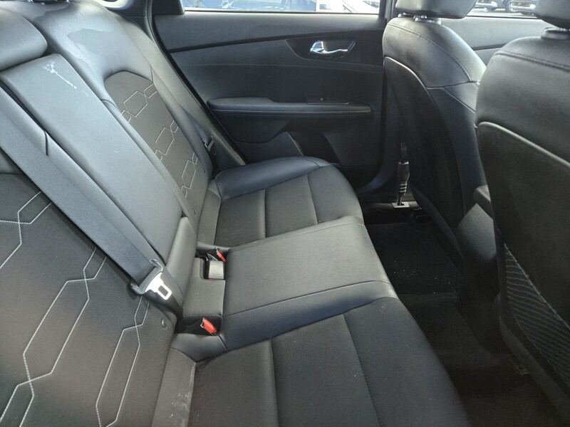 2023 Kia Forte GT-Line photo 5