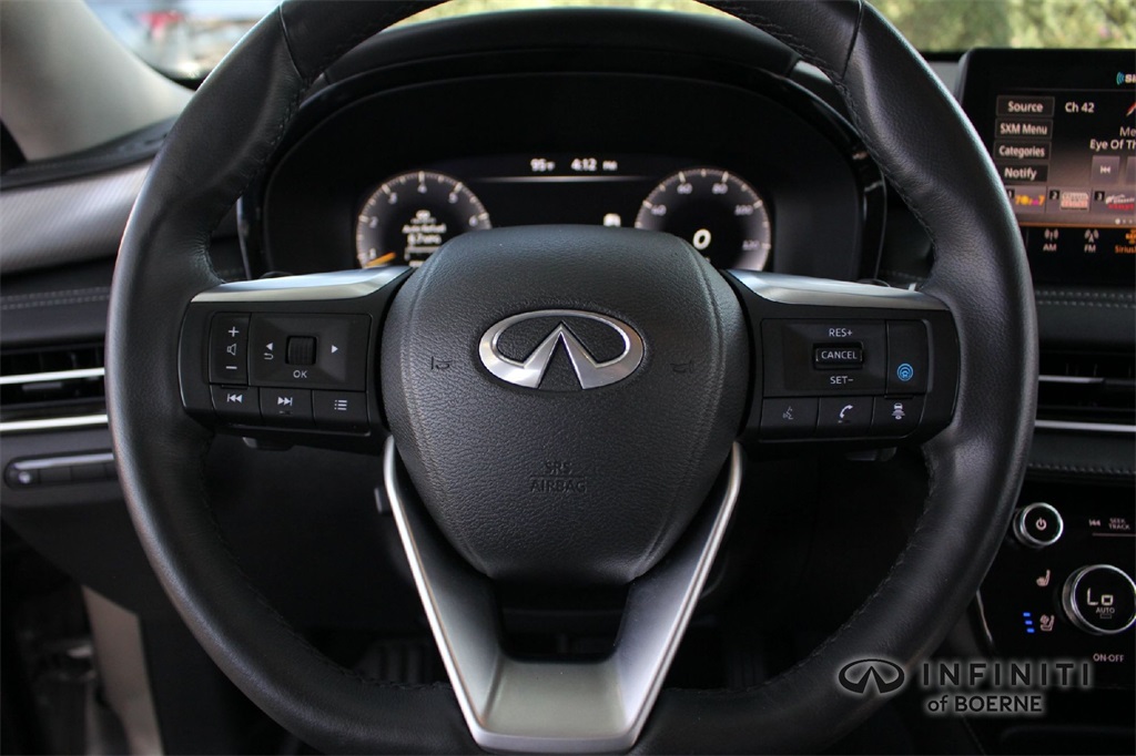 2023 Infiniti QX60 Luxe photo 11