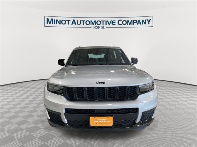 2025 Jeep Grand Cherokee Altitude X photo 3