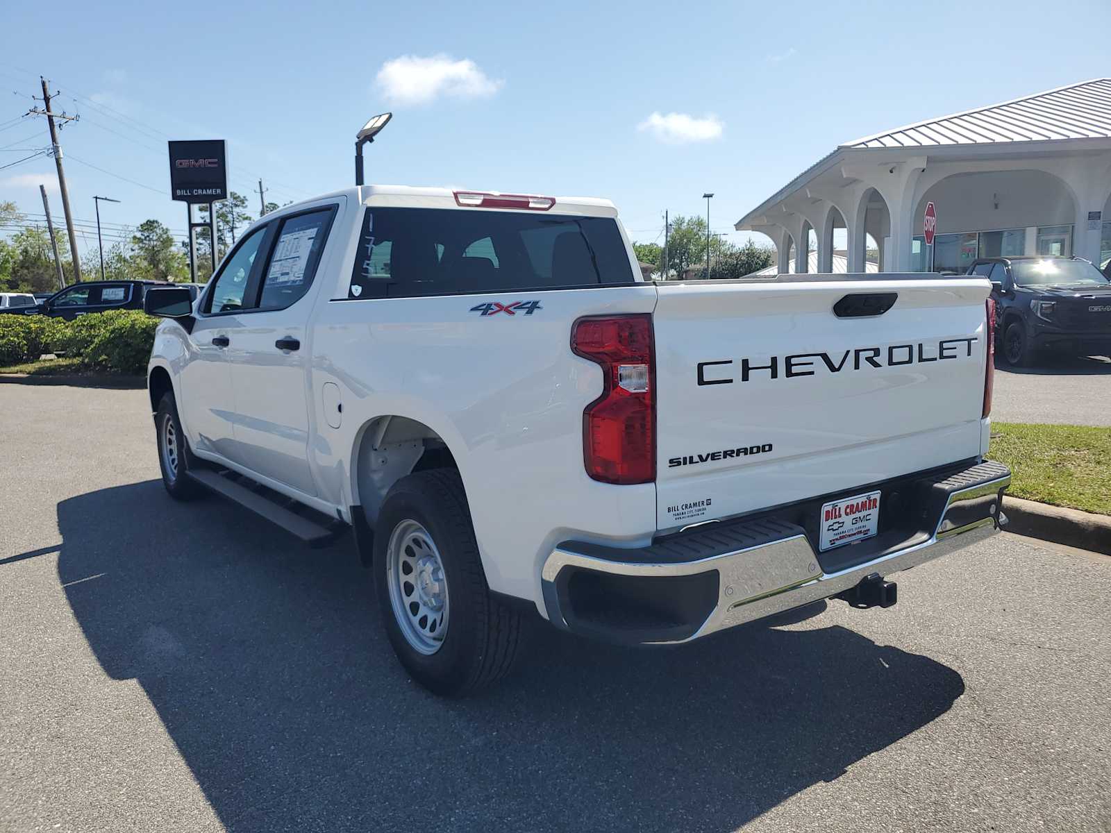 2025 Chevrolet Silverado 1500 photo 3