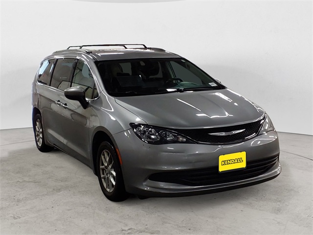 2020 Chrysler Voyager LXi photo 7