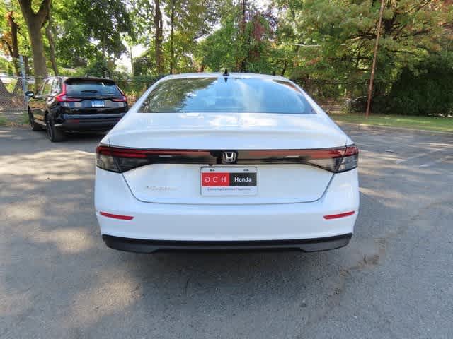 2025 Honda Accord SE photo 5