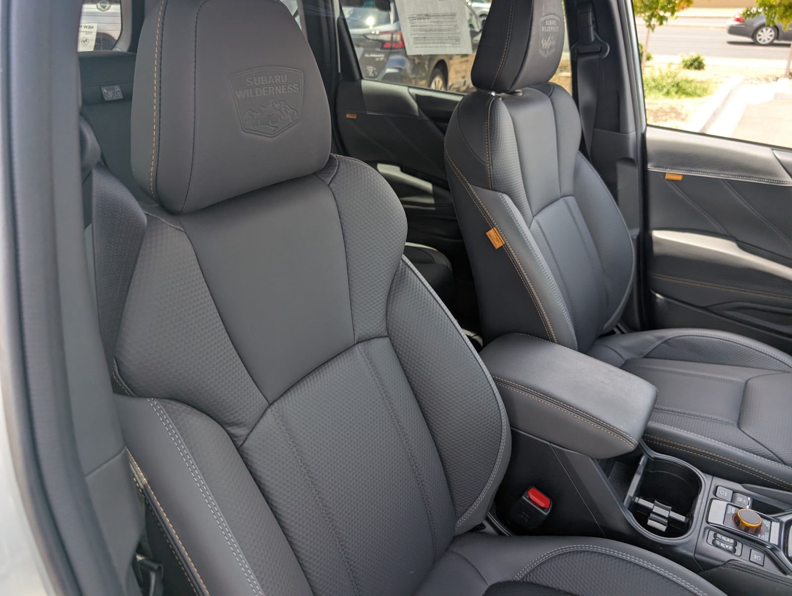 Used 2024 Crystal White Pearl Subaru Wilderness image 11
