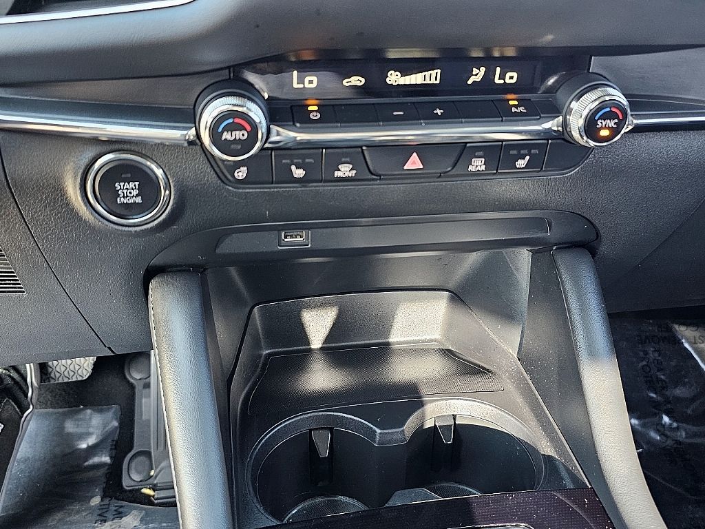 2021 Mazda Mazda3 Premium Plus photo 29