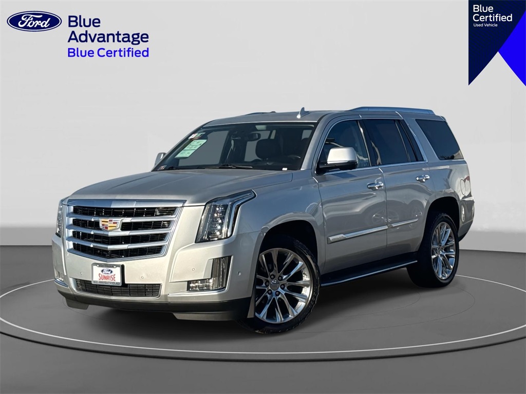 2020 Cadillac Escalade Luxury's photo