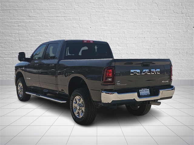 2025 Ram 2500 Big Horn photo 3