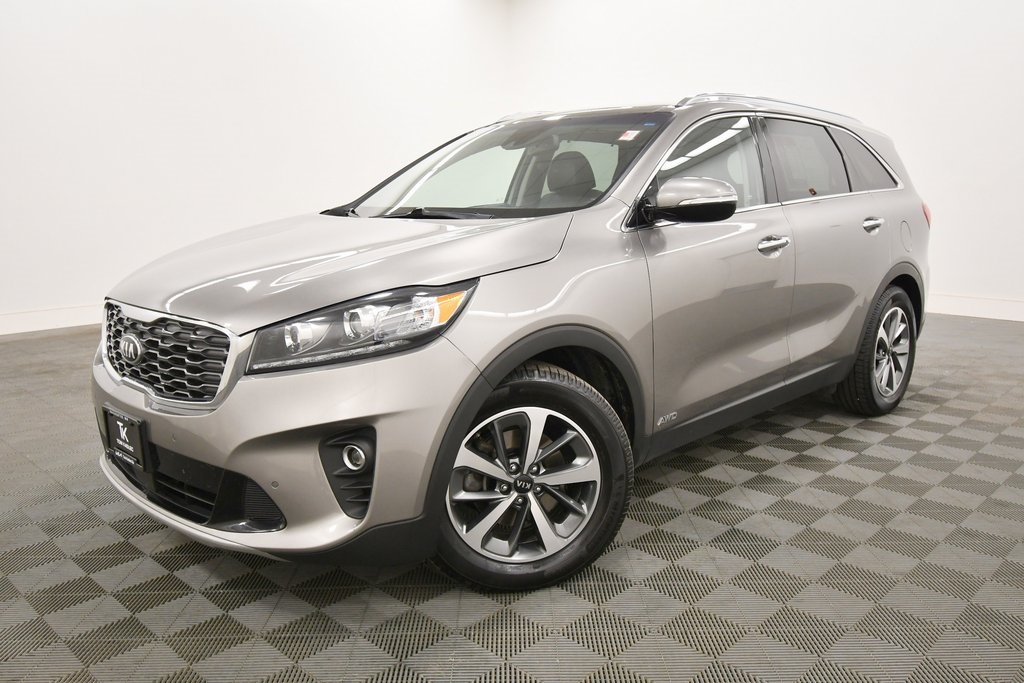Used 2019 Kia Sorento EX with VIN 5XYPHDA50KG499937 for sale in Rochester, Minnesota