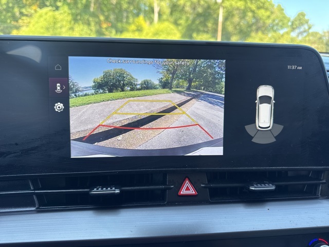 2023 Kia Sportage EX photo 17