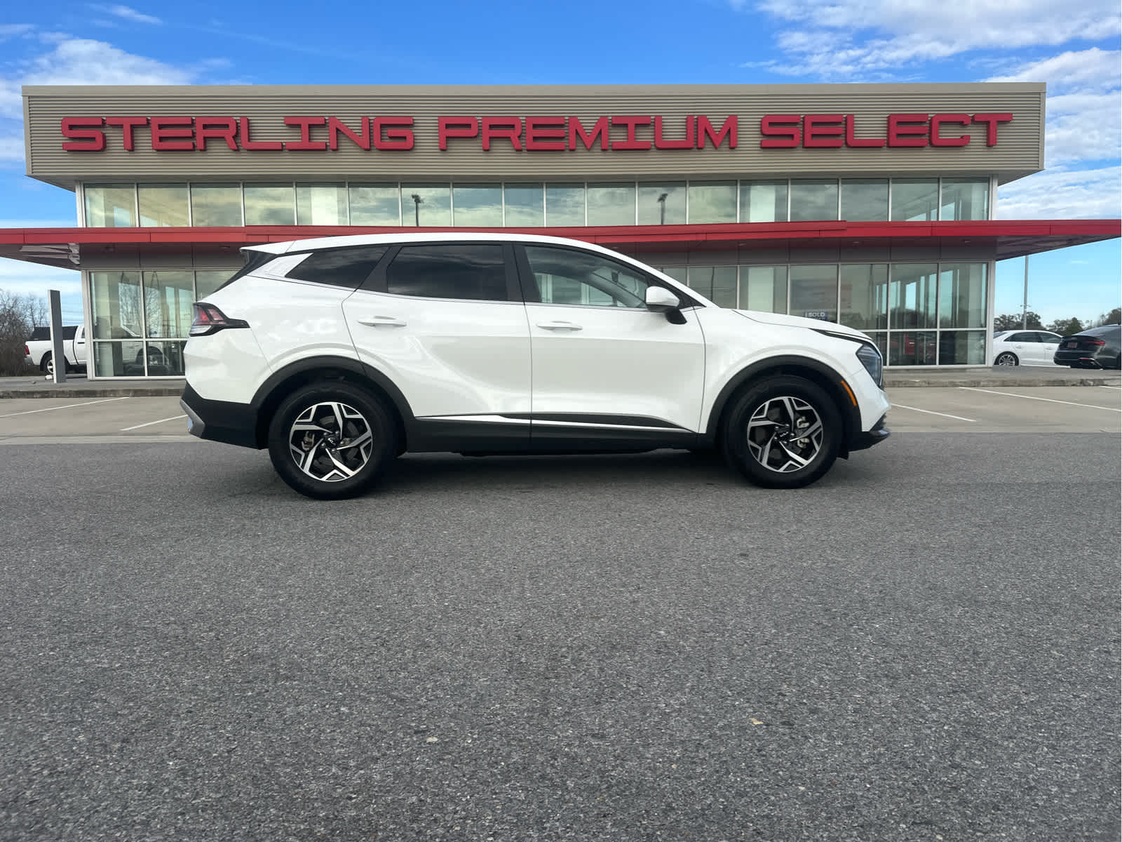 2024 Kia Sportage LX