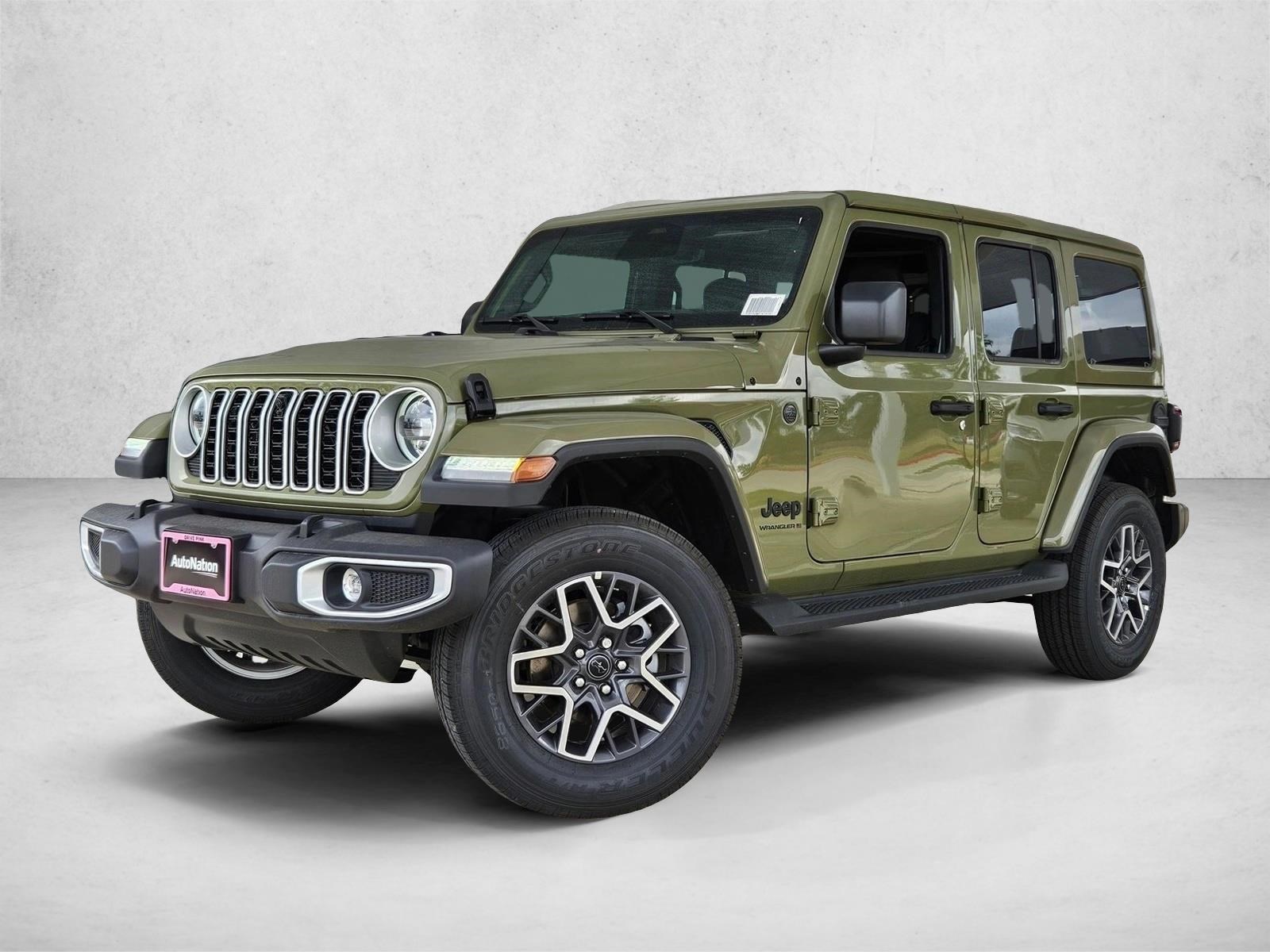 2026 Jeep Wrangler 4-Door Sahara's photo