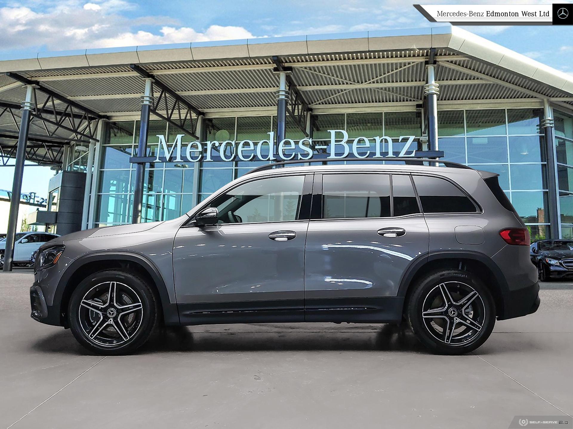 2025 Mercedes Benz GLB 250 4MATIC photo 3