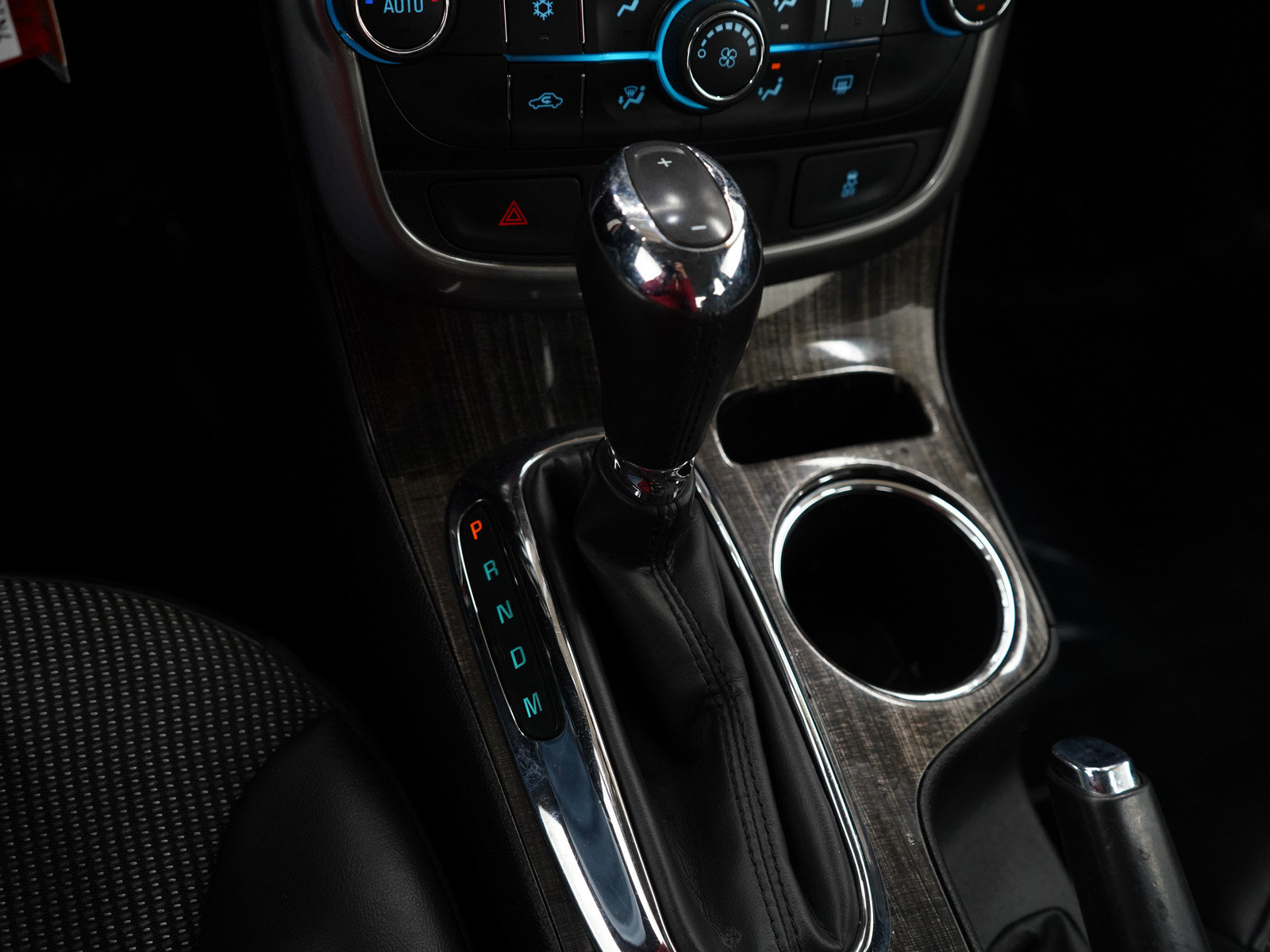 2015 Chevrolet Malibu 2LT photo 21