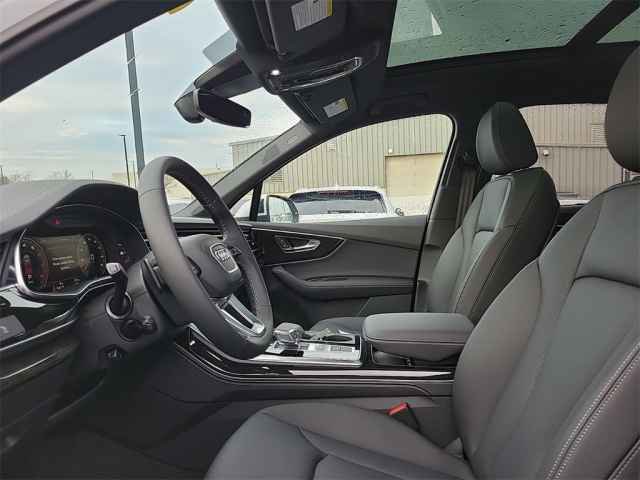 2025 Audi Q7 Premium Plus 55 photo 11