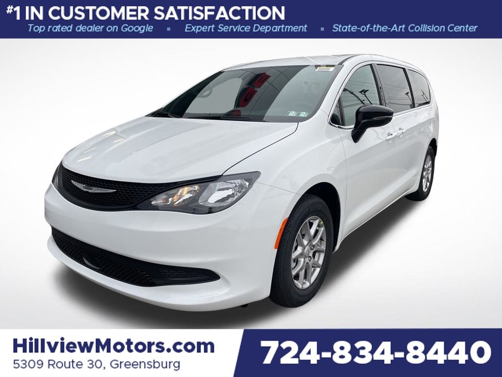 2026 Chrysler Voyager LX's photo